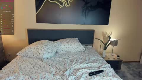 Emily online show from March 2025 09:13:02 AM