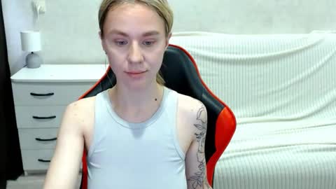 Snapshot of baby_kitte chatting on October 2025 05:13:01 AM baby_kitte online show from October 2025 05:13:01 AM