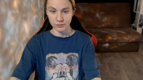 baby_kitte online show from April 2026 03:20:01 AM