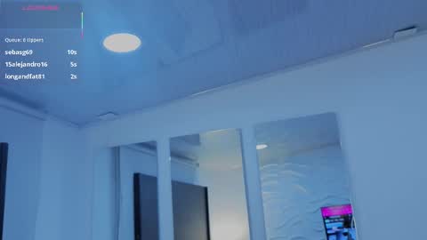 baby_naomy online show from November 2025 02:59:02 PM