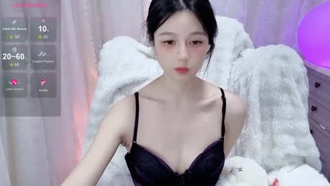 Snapshot of baby_su chatting on January 2025 04:12:02 PM SuSu online show from January 2025 04:12:02 PM