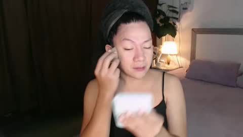 Snapshot of babyamandaxx chatting on November 2025 06:28:01 PM AMANDA online show from November 2025 06:28:01 PM