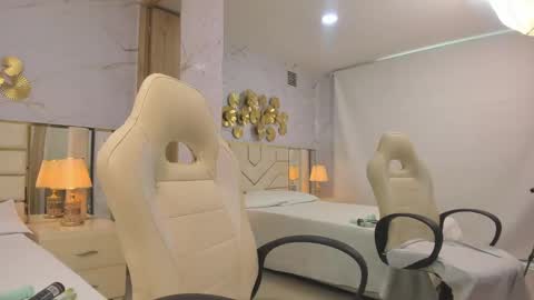 ANGEL online show from October 2025 05:56:02 PM