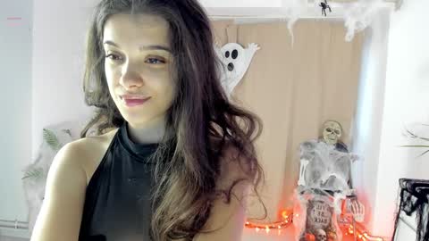 Snapshot of babyaylin chatting on October 2025 05:37:01 AM Aylin online show from October 2025 05:37:01 AM