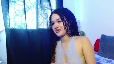 babybombom08 online show from June 2026 07:11:01 PM