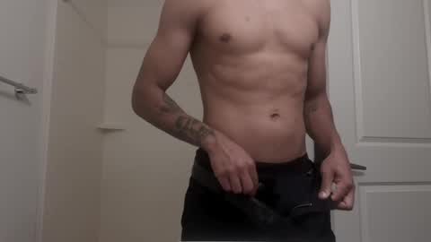 DADDY online show from April 2026 10:37:02 PM