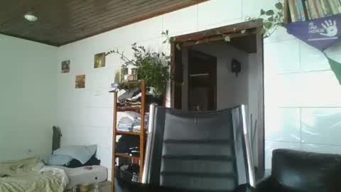 babydemon6 online show from January 2026 12:33:02 PM