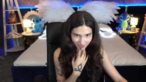 Sasha online show from November 2025 07:57:02 PM