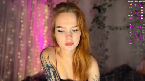 Snapshot of babyfoxyy chatting on December 2024 05:26:02 PM maddy online show from December 2024 05:26:02 PM