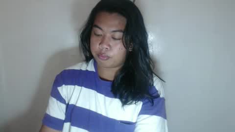 Freya online show from November 2025 04:00:01 AM