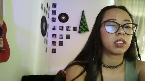 Karlita online show from March 2025 02:51:02 PM