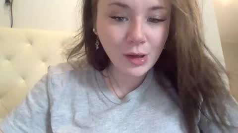 babyjulesxoxo online show from October 2025 06:39:02 PM