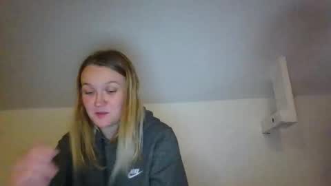 babykay03 online show from October 2025 02:45:02 AM