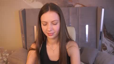 Snapshot of babylumii chatting on June 2026 07:57:02 PM Lady Vi online show from June 2026 07:57:02 PM
