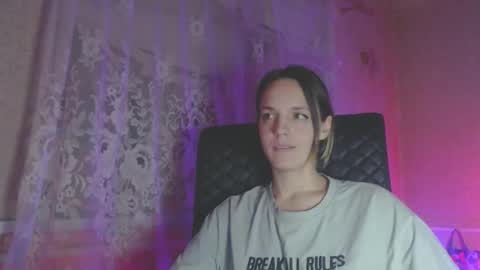 Snapshot of babymuro4ka chatting on December 2025 07:54:02 PM Sonya online show from December 2025 07:54:02 PM