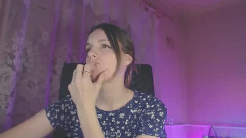 Snapshot of babymuro4ka chatting on February 2026 06:45:01 PM Sonya online show from February 2026 06:45:01 PM