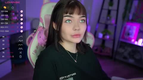 Nika online show from February 2025 11:00:01 PM