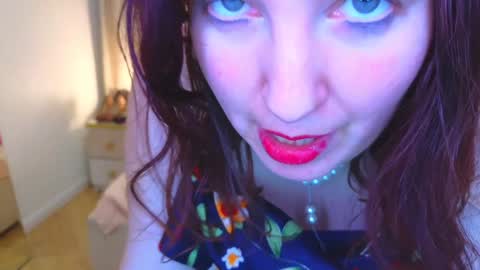 Angela online show from January 2025 04:31:02 PM