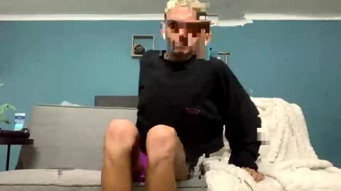 Babyxxxbhadd online show from May 2026 04:01:02 PM
