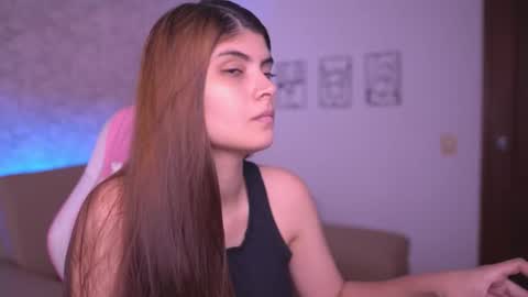 babyzoe_ online show from February 2025 11:39:02 AM