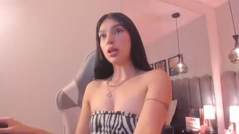 Snapshot of bad__girll_ chatting on July 2026 03:22:01 AM bad__girll_ online show from July 2026 03:22:01 AM