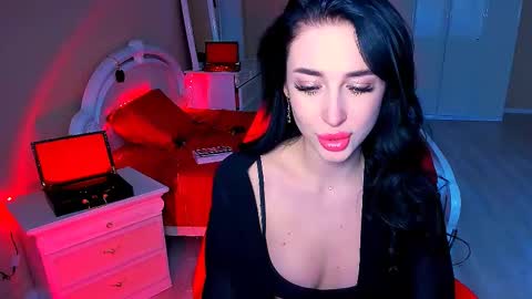 Miss Desire...do you remember online show from December 2024 11:28:01 AM