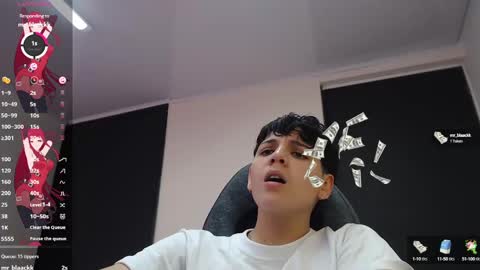 Anna online show from December 2024 08:00:02 PM