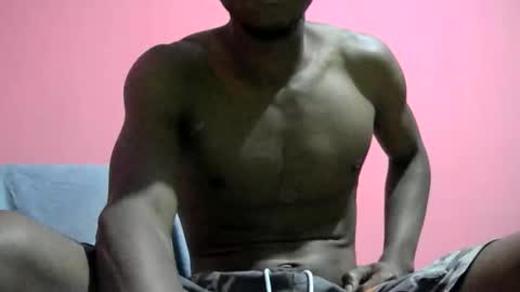 badaddo910342 online show from October 2025 05:13:02 PM