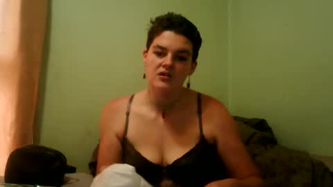 badbitch2026212670 online show from April 2026 05:36:01 PM