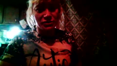 Snapshot of badbitch520 chatting on February 2026 12:00:01 PM Badbitch520 online show from February 2026 12:00:01 PM