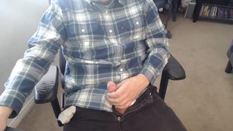 Snapshot of baddaddy77 chatting on January 2025 05:04:02 PM baddaddy77 online show from January 2025 05:04:02 PM