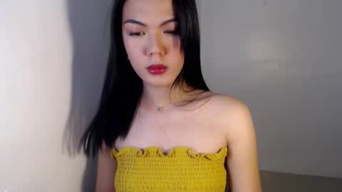 Snapshot of baddie_bunnyx chatting on January 2025 02:53:02 PM Hello  im your lovely Cheska online show from January 2025 02:53:02 PM