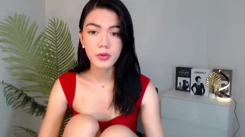 Snapshot of baddie_bunnyx chatting on January 2025 04:28:01 PM Hello  im your lovely Cheska online show from January 2025 04:28:01 PM