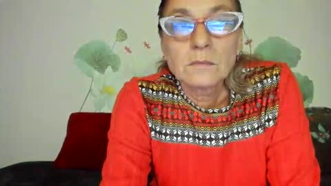 Gina online show from October 2025 02:21:02 PM