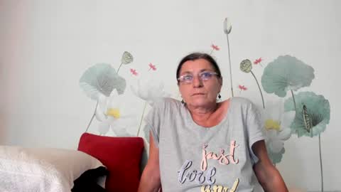 Snapshot of badgg chatting on July 2026 02:11:01 PM Gina online show from July 2026 02:11:01 PM