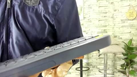 candy and dayan online show from January 2026 11:05:01 AM