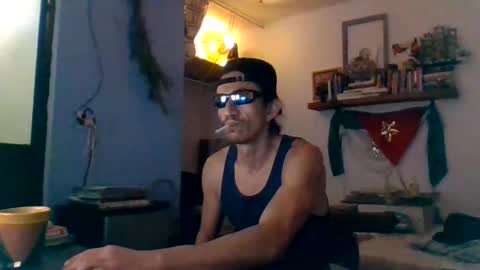 Snapshot of badhombremx chatting on December 2024 02:16:01 PM Mexican livin Off the Wall online show from December 2024 02:16:01 PM