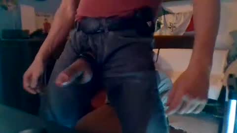 Snapshot of badhombremx chatting on February 2025 04:46:01 AM Mexican livin Off the Wall online show from February 2025 04:46:01 AM