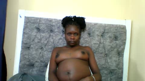 bads_girles online show from April 2026 07:51:02 PM