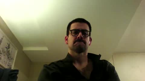 Snapshot of badtwister chatting on January 2025 06:42:01 AM badtwister online show from January 2025 06:42:01 AM