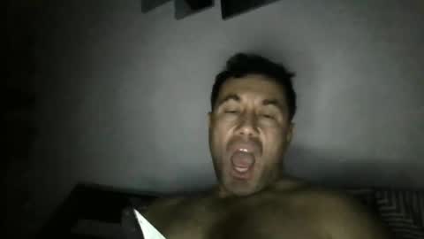 Snapshot of bagio18 chatting on November 2025 09:06:01 PM Bagio online show from November 2025 09:06:01 PM