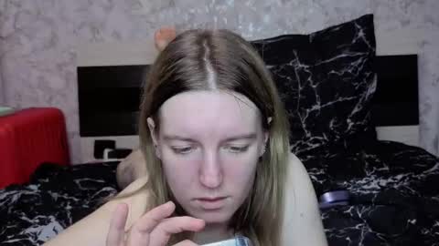 holly online show from November 2025 03:56:02 PM