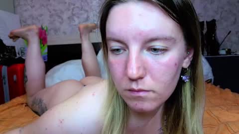 Snapshot of baiambel_mi chatting on May 2026 03:38:01 PM holly online show from May 2026 03:38:01 PM