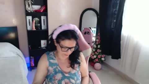 sandra online show from February 2025 01:10:02 PM