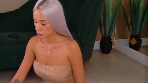 bailey_rush online show from September 2025 01:03:01 PM