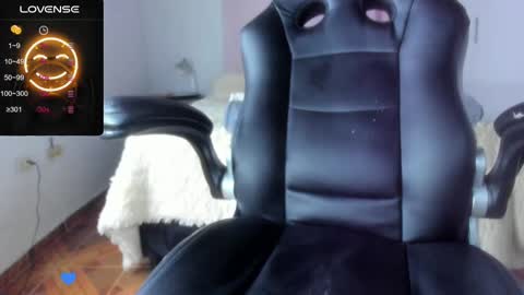 Snapshot of baileyadamss chatting on February 2025 11:20:02 PM IM BAILEY online show from February 2025 11:20:02 PM