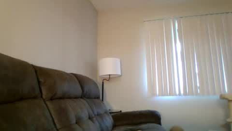 baileymadz online show from April 2026 06:16:01 PM