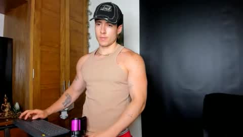 bain_aaron online show from April 2026 11:08:02 PM