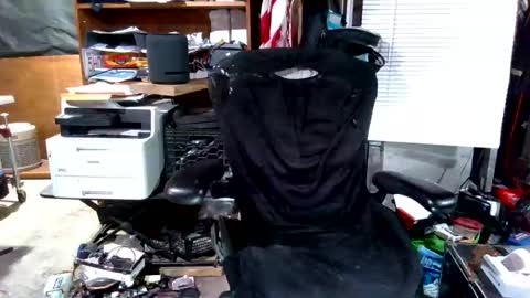 Snapshot of balddickstroking chatting on October 2025 06:48:01 AM balddickstroking online show from October 2025 06:48:01 AM