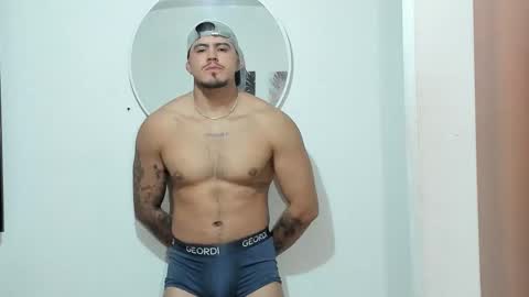 Andres -  online show from November 2025 11:21:01 AM